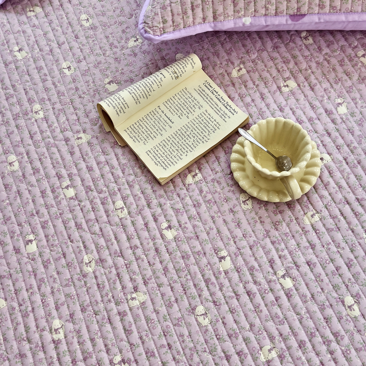 91家纺网 家纺一手货源 找家纺 暖萌 2025新款A类双棉100%全棉13372印花床盖系列 摩伊