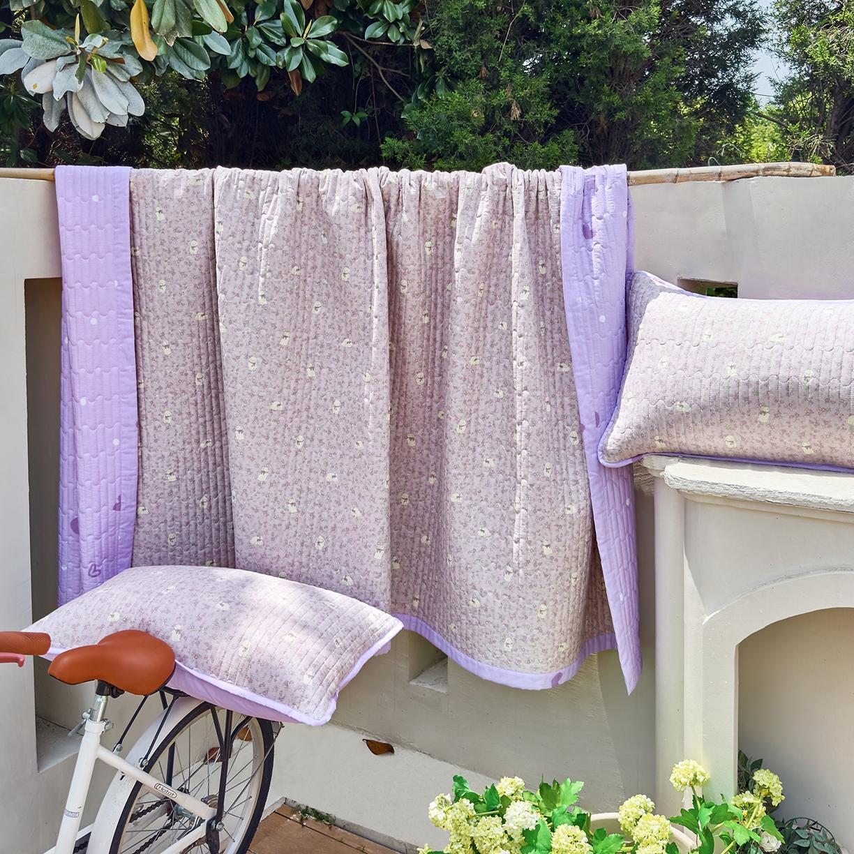 91家纺网 家纺一手货源 找家纺 暖萌 2025新款A类双棉100%全棉13372印花床盖系列 摩伊