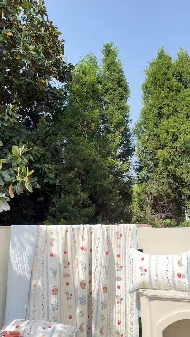 91家纺网 家纺一手货源 找家纺 暖萌 2025新款A类双棉100%全棉13372印花床盖系列 浆果小兔