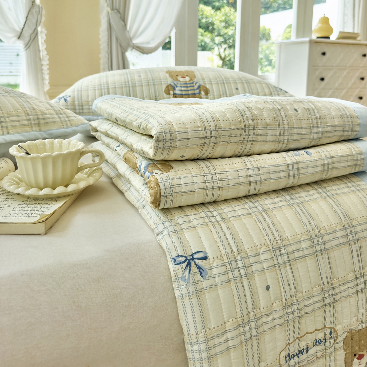 91家纺网 家纺一手货源 找家纺 暖萌 2025新款A类双棉100%全棉13372印花床盖系列 大版比利熊