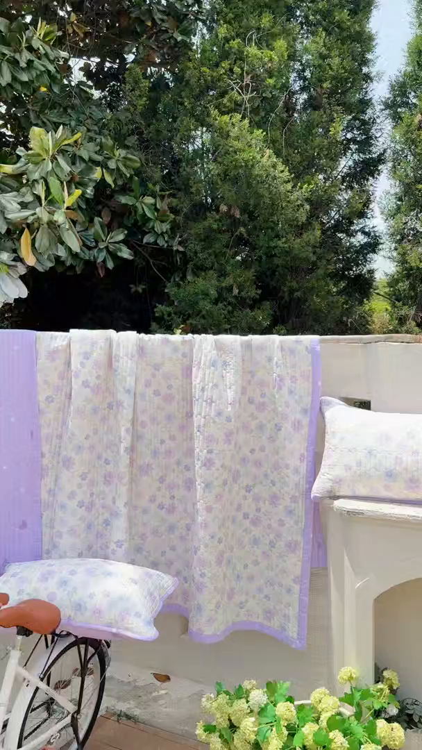 91家纺网 家纺一手货源 找家纺 暖萌 2025新款A类双棉100%全棉13372印花床盖系列 七彩炫舞