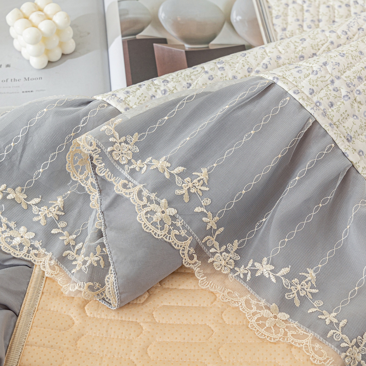 91家纺网 家纺一手货源 找家纺 美优兰 2025新款全棉防滑榻榻米炕垫纯棉床盖三件套 满天星