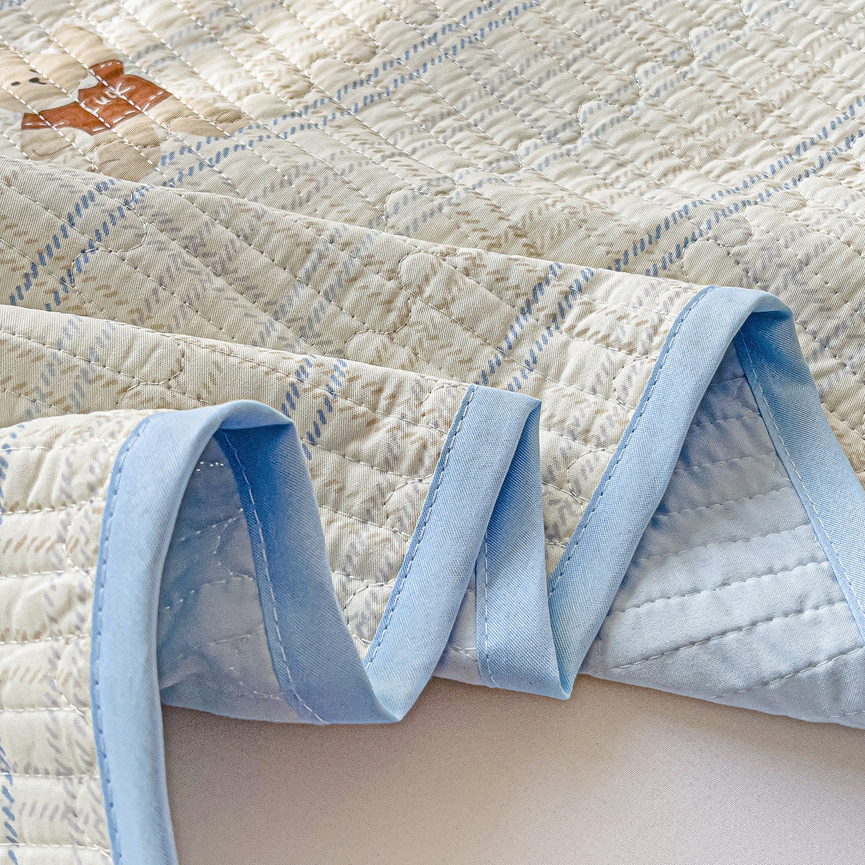 91家纺网 家纺一手货源 找家纺 （总）暖萌 2025新款A类全棉棉花床盖印花系列三件套