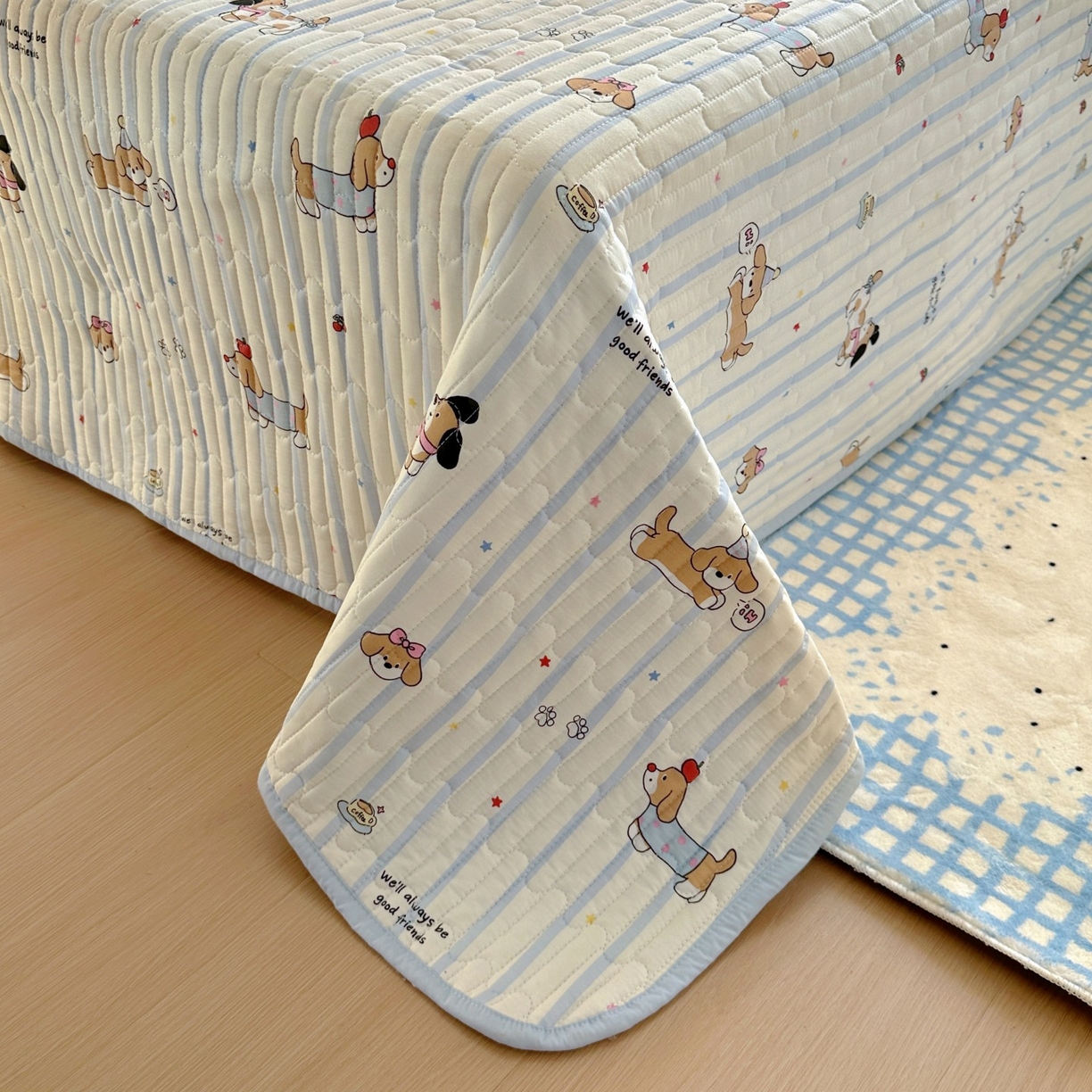 91家纺网 家纺一手货源 找家纺 暖萌 2025新款A类全棉棉花床盖印花系列三件套 糖纸童年