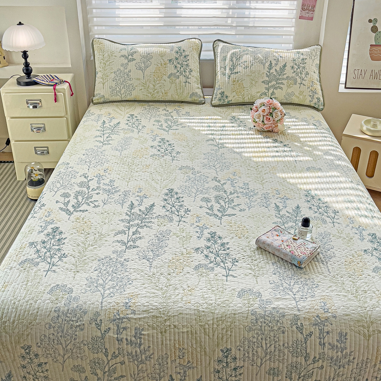 91家纺网 家纺一手货源 找家纺 暖萌 2025新款A类全棉棉花床盖印花系列三件套 幽兰花谷