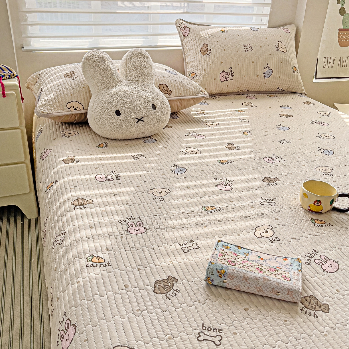 91家纺网 家纺一手货源 找家纺 暖萌 2025新款A类全棉棉花床盖印花系列三件套 宠物时间-米