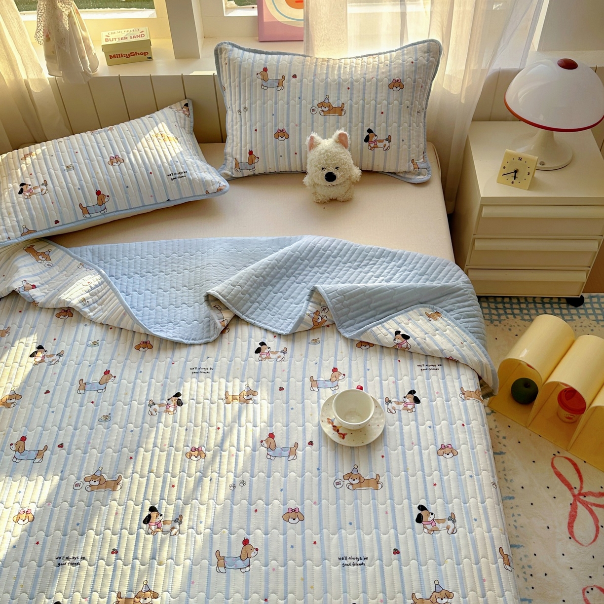 91家纺网 家纺一手货源 找家纺 暖萌 2025新款A类全棉棉花床盖印花系列三件套 糖纸童年