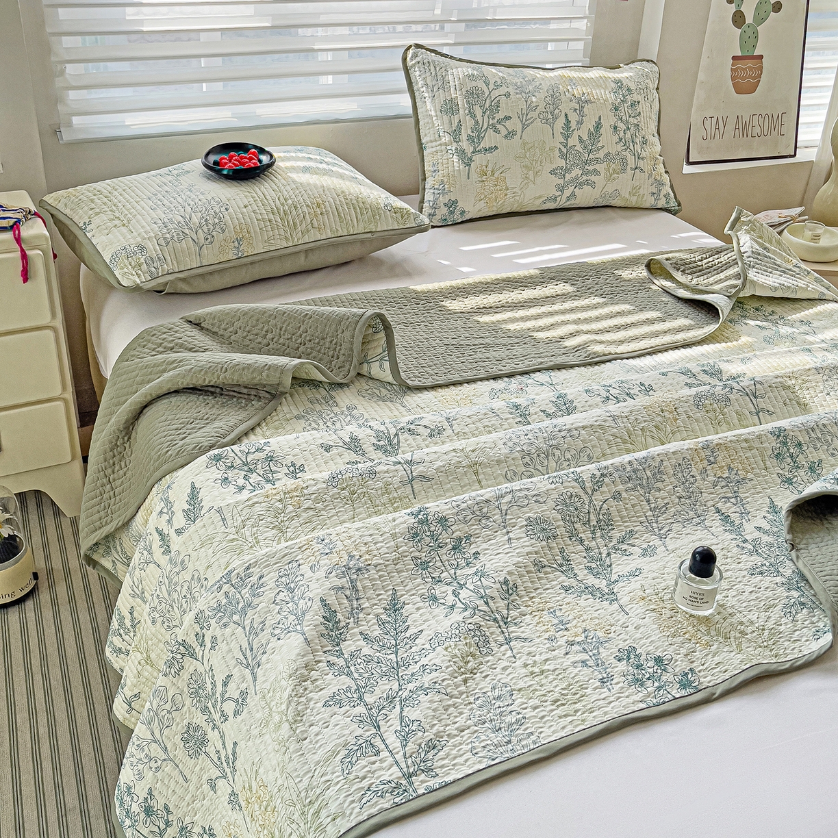 91家纺网 家纺一手货源 找家纺 暖萌 2025新款A类全棉棉花床盖印花系列三件套 幽兰花谷