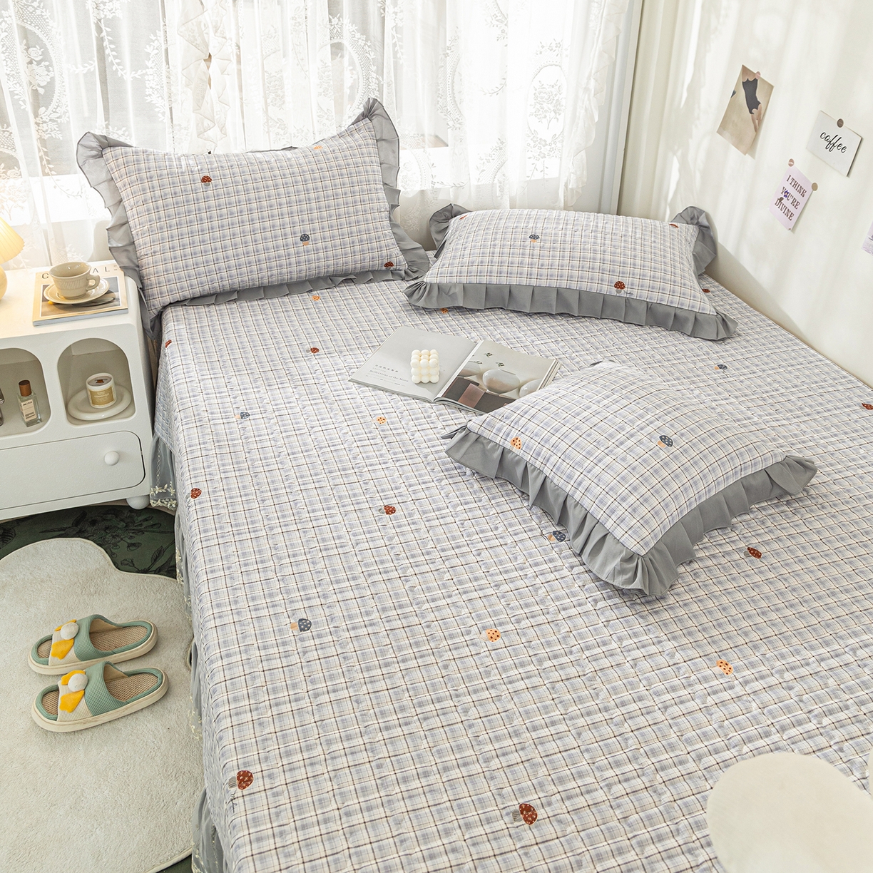 91家纺网 家纺一手货源 找家纺 美优兰 2025新款全棉防滑榻榻米炕垫纯棉床盖三件套 蘑菇格