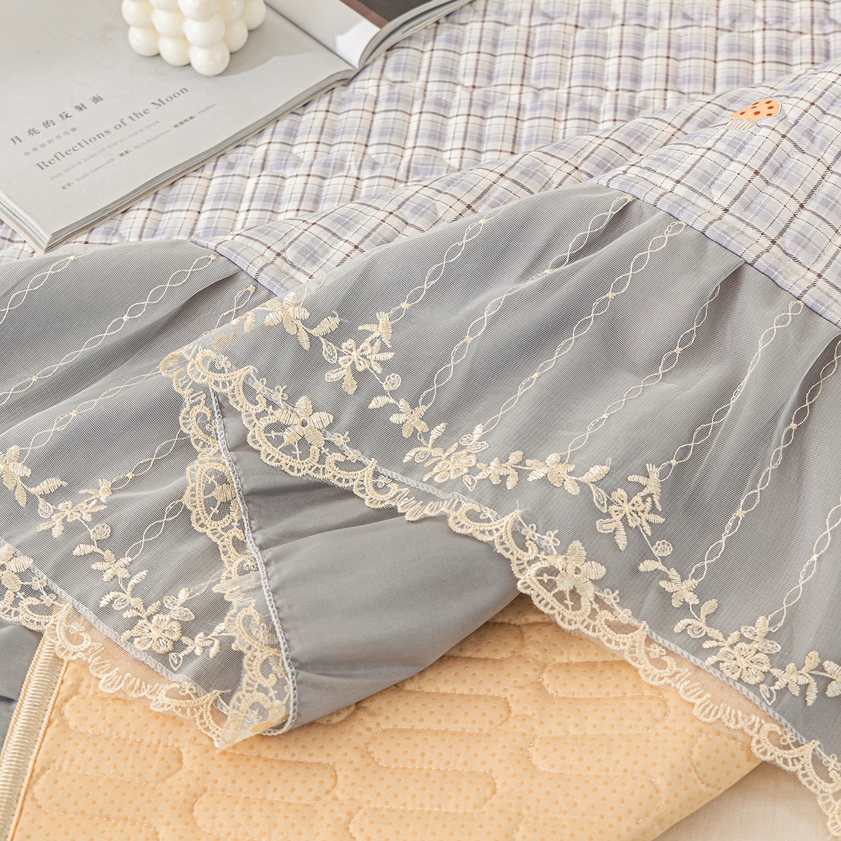 91家纺网 家纺一手货源 找家纺 美优兰 2025新款全棉防滑榻榻米炕垫纯棉床盖三件套 蘑菇格