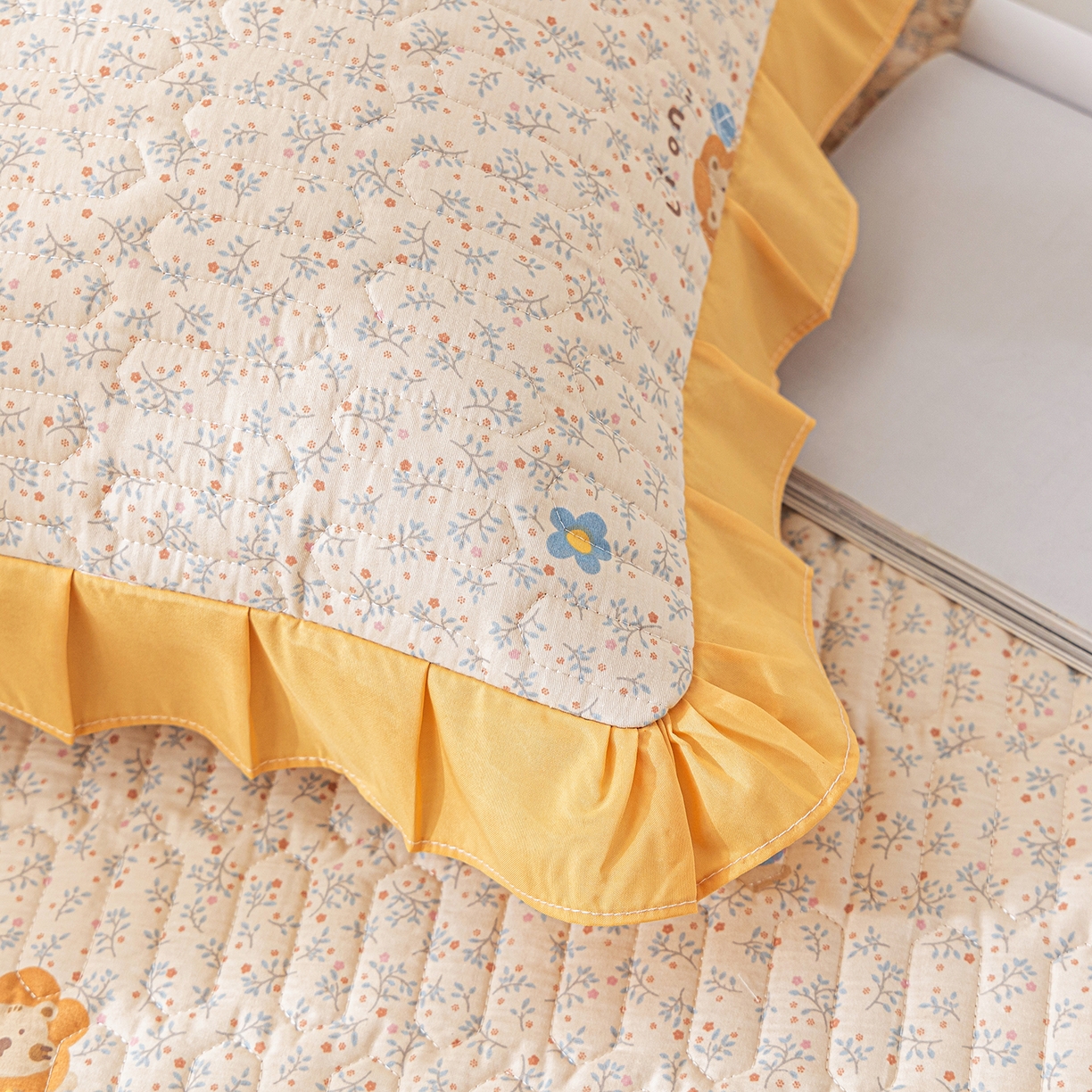 91家纺网 家纺一手货源 找家纺 美优兰 2025新款全棉防滑榻榻米炕垫纯棉床盖三件套 辛巴