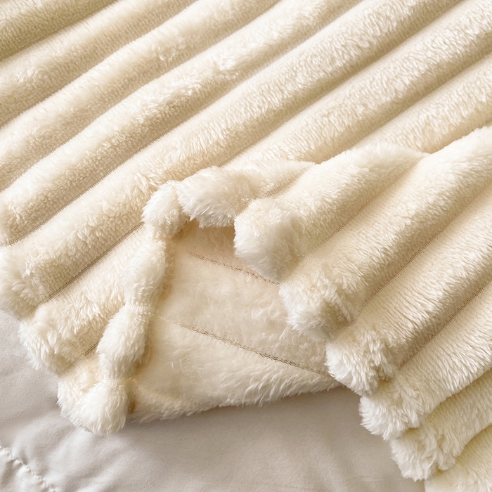 91家纺网 家纺一手货源 找家纺 （总）湘之帛 2025新款柔软兔毛绒毛毯盖毯毯子