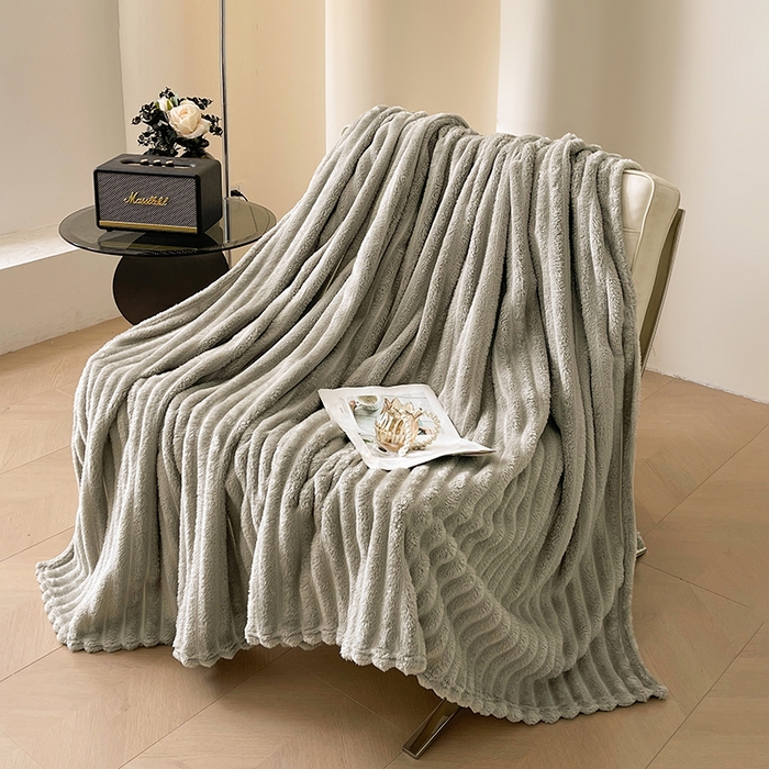 91家纺网 家纺一手货源 找家纺 湘之帛 2025新款柔软兔毛绒毛毯盖毯毯子 绅士灰