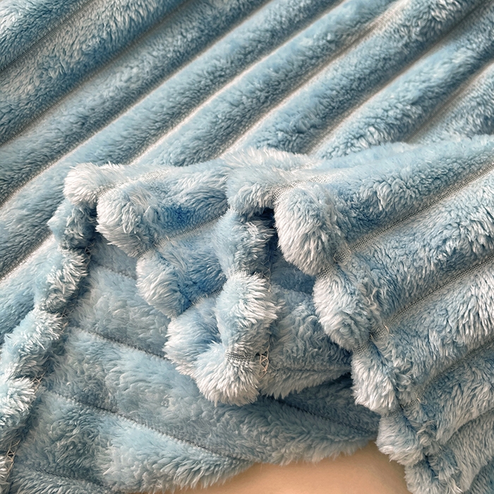91家纺网 家纺一手货源 找家纺 湘之帛 2025新款柔软兔毛绒毛毯盖毯毯子 牛仔蓝