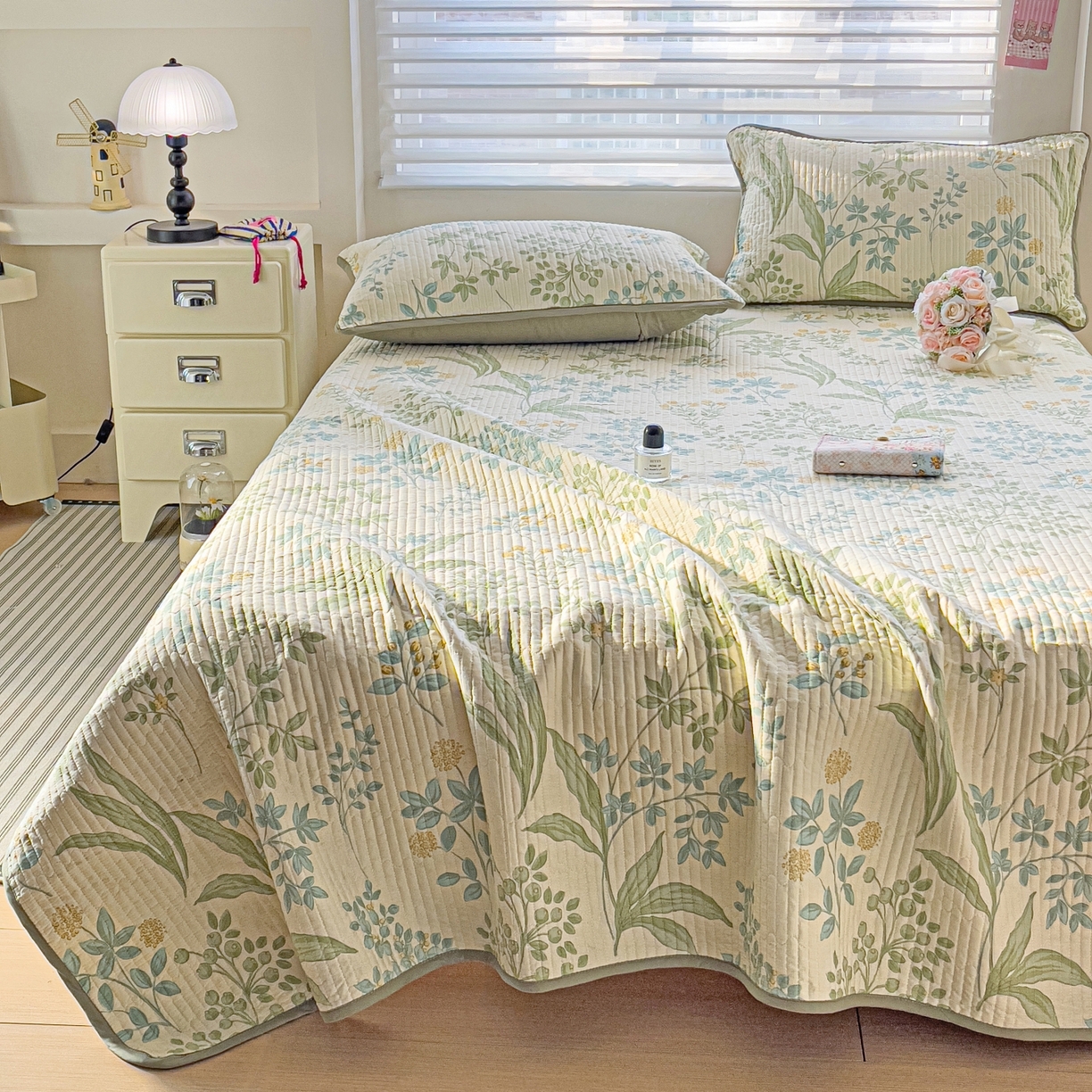 91家纺网 家纺一手货源 找家纺 暖萌 2025新款A类全棉棉花床盖印花三件套 仙草