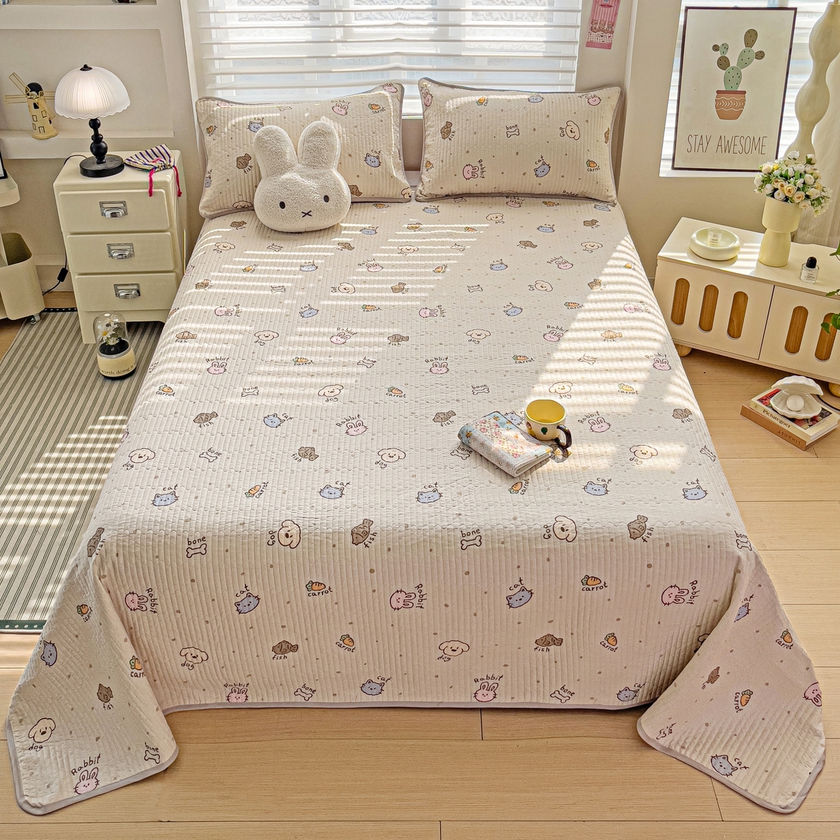 91家纺网 家纺一手货源 找家纺 暖萌 2025新款A类全棉棉花床盖印花三件套 宠物时间-米