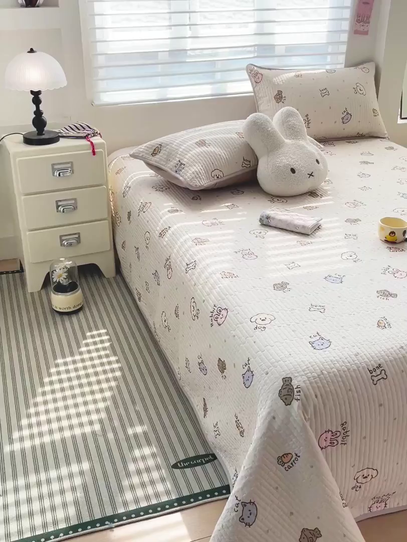 91家纺网 家纺一手货源 找家纺 暖萌 2025新款A类全棉棉花床盖印花三件套 宠物时间-米