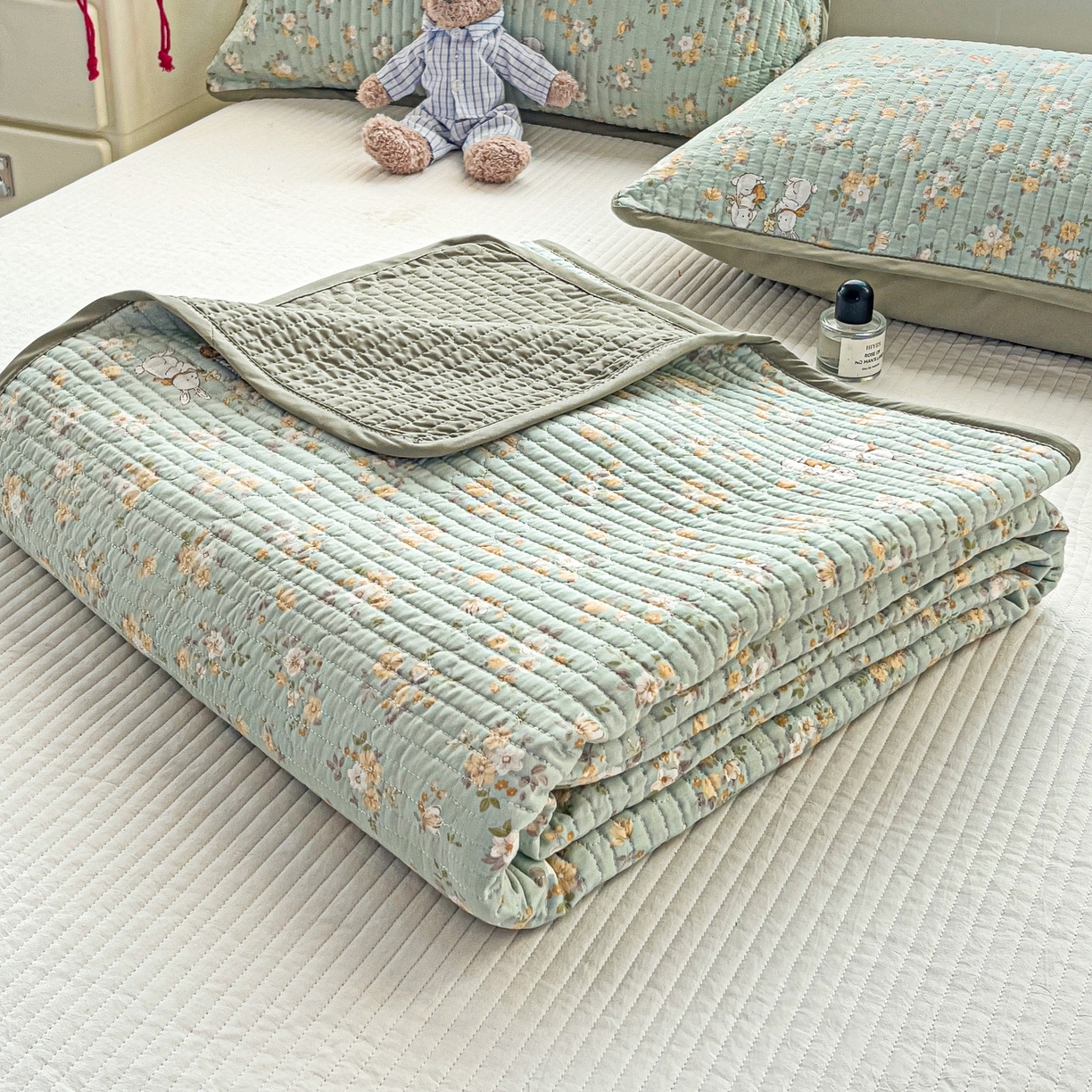 暖萌 2025新款A类全棉棉花床盖印花三件套 花蜜-绿