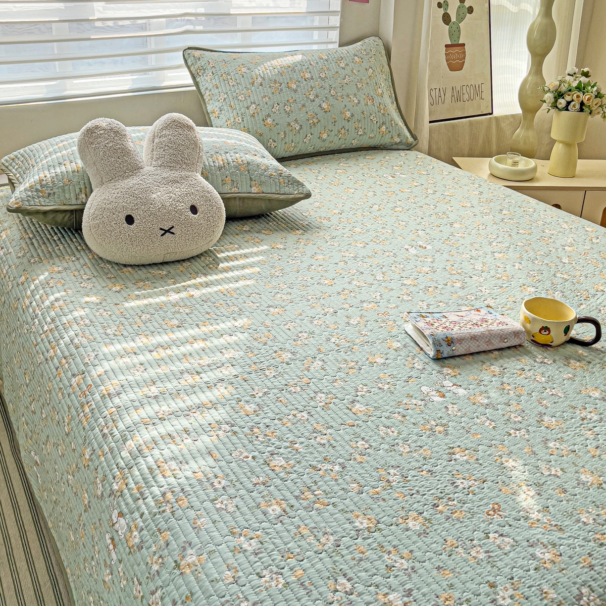 91家纺网 家纺一手货源 找家纺 暖萌 2025新款A类全棉棉花床盖印花三件套 花蜜-绿