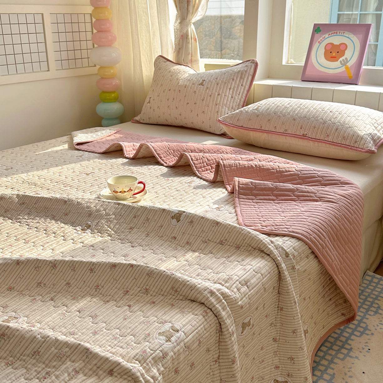 91家纺网 家纺一手货源 找家纺 暖萌 2025新款A类全棉棉花床盖印花三件套 碎花小熊