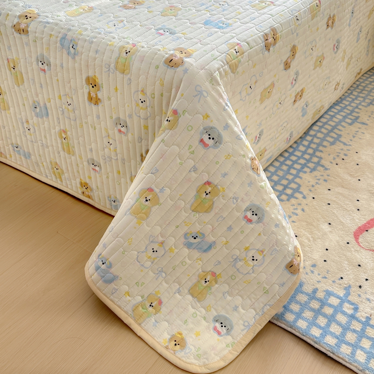 91家纺网 家纺一手货源 找家纺 暖萌 2025新款A类全棉棉花床盖印花三件套 童趣绘彩