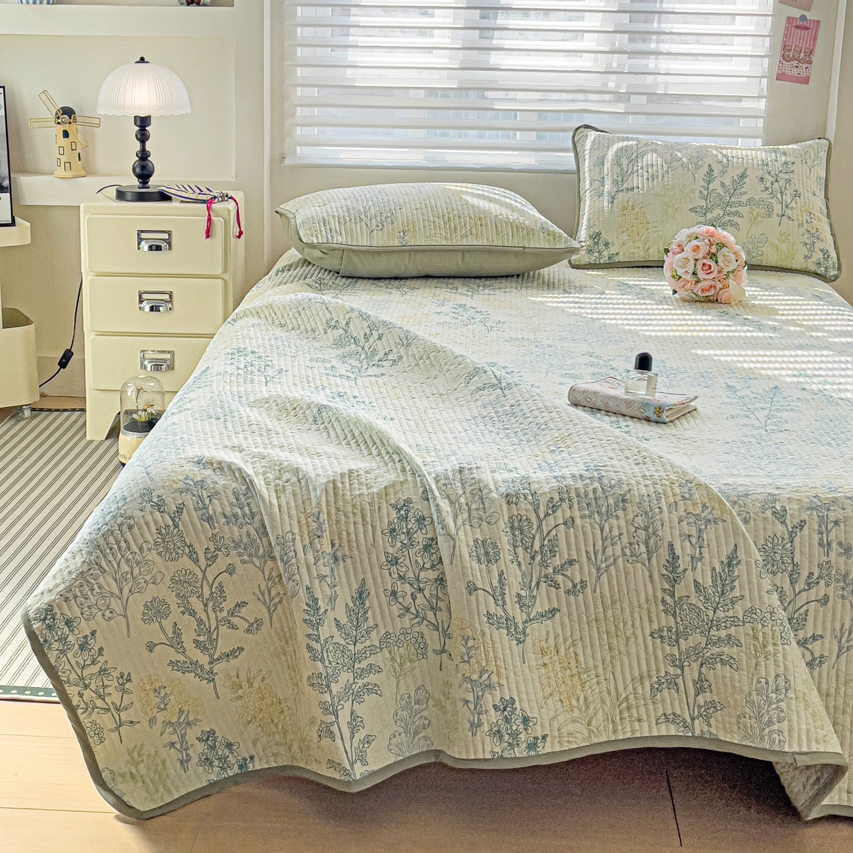 91家纺网 家纺一手货源 找家纺 暖萌 2025新款A类全棉棉花床盖印花三件套 幽兰花谷