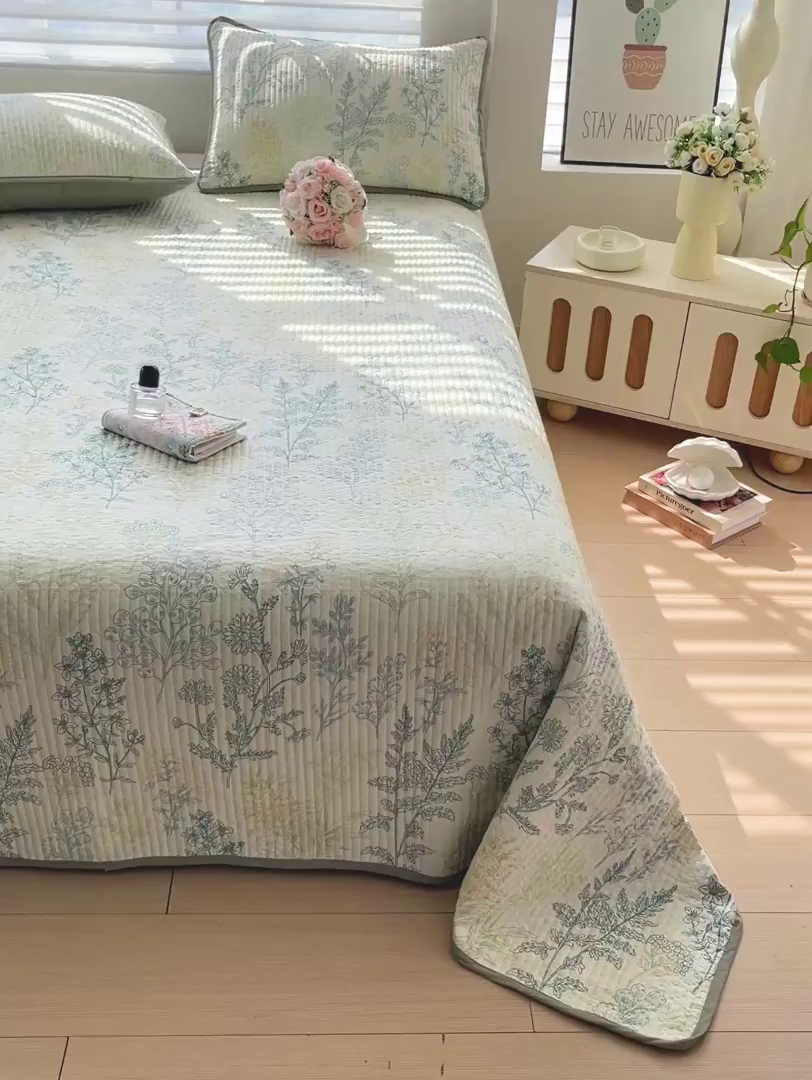 91家纺网 家纺一手货源 找家纺 暖萌 2025新款A类全棉棉花床盖印花三件套 幽兰花谷