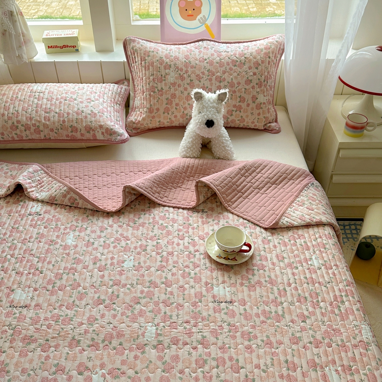 91家纺网 家纺一手货源 找家纺 暖萌 2025新款A类全棉棉花床盖印花三件套 遇见浪漫