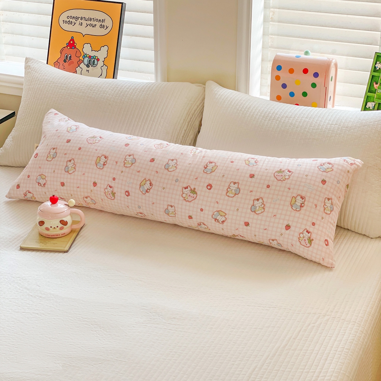 91家纺网 家纺一手货源 找家纺 亦帆枕芯 2025新款双层纱全棉长条抱枕可拆洗抱腿侧睡枕夹腿学生孕妇搂抱枕长条115x40cm 可爱猫咪-全棉双层纱长条抱枕
