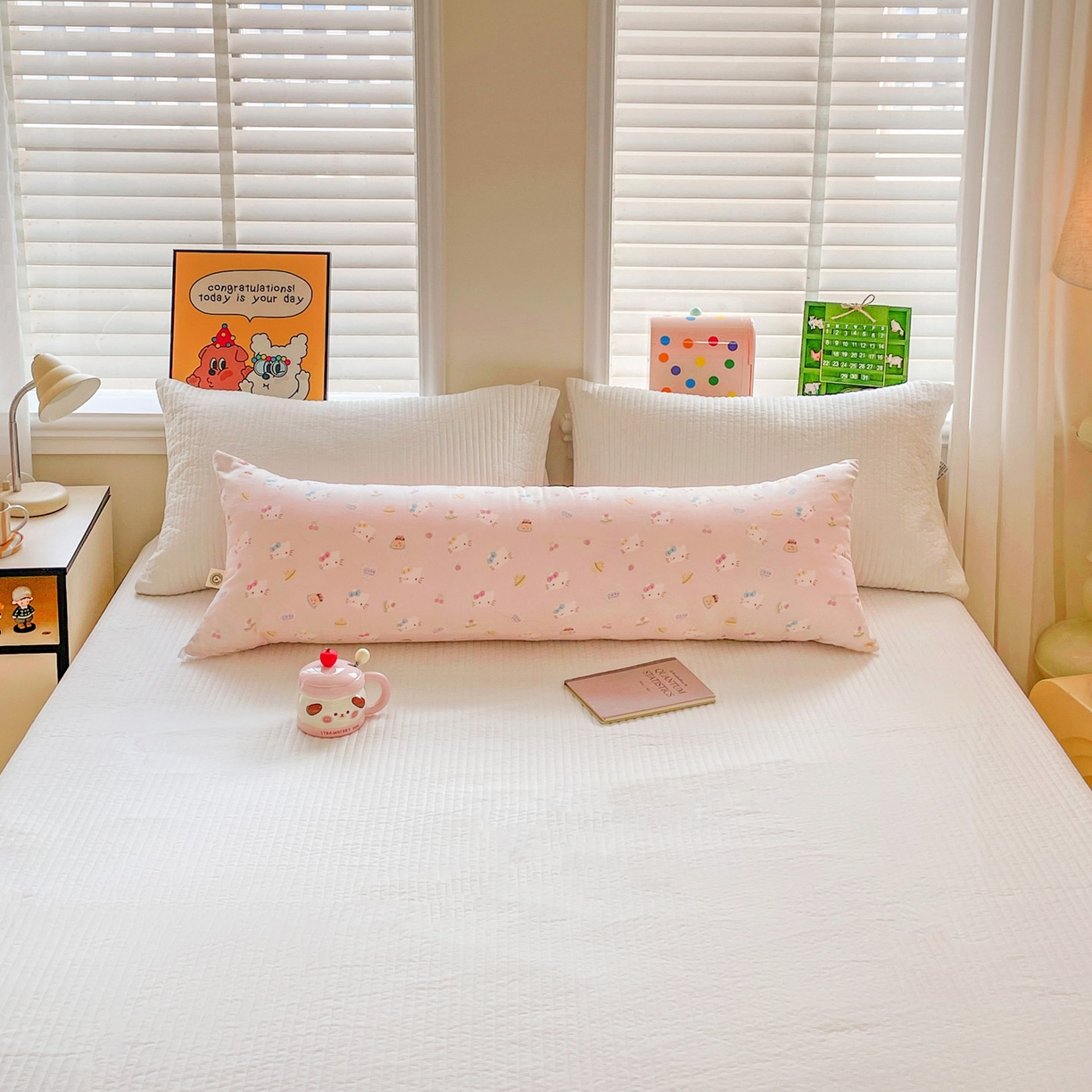 91家纺网 家纺一手货源 找家纺 亦帆枕芯 2025新款双层纱全棉长条抱枕可拆洗抱腿侧睡枕夹腿学生孕妇搂抱枕长条115x40cm 猫咪乐园-全棉双层纱长条抱枕