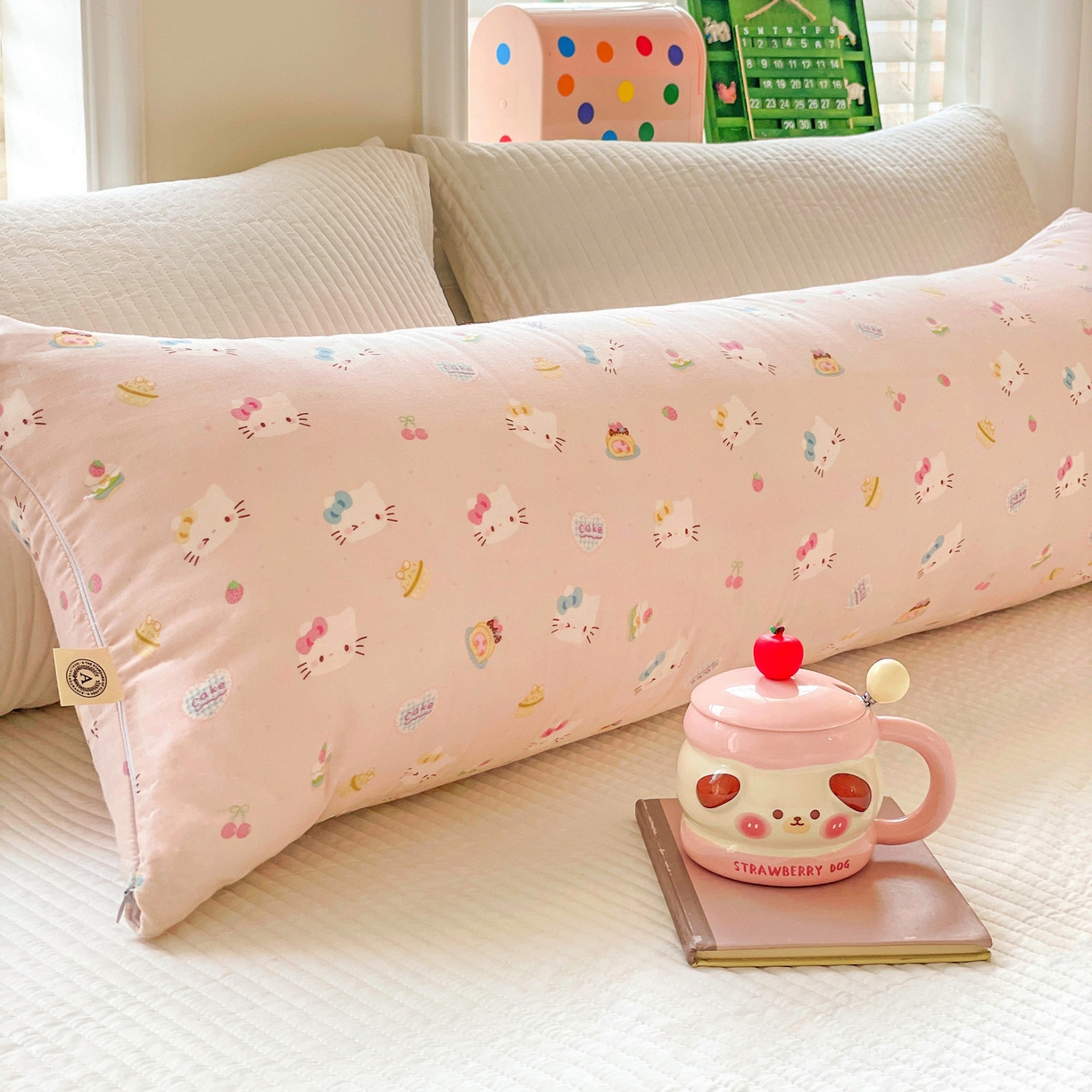 91家纺网 家纺一手货源 找家纺 亦帆枕芯 2025新款双层纱全棉长条抱枕可拆洗抱腿侧睡枕夹腿学生孕妇搂抱枕长条115x40cm 猫咪乐园-全棉双层纱长条抱枕