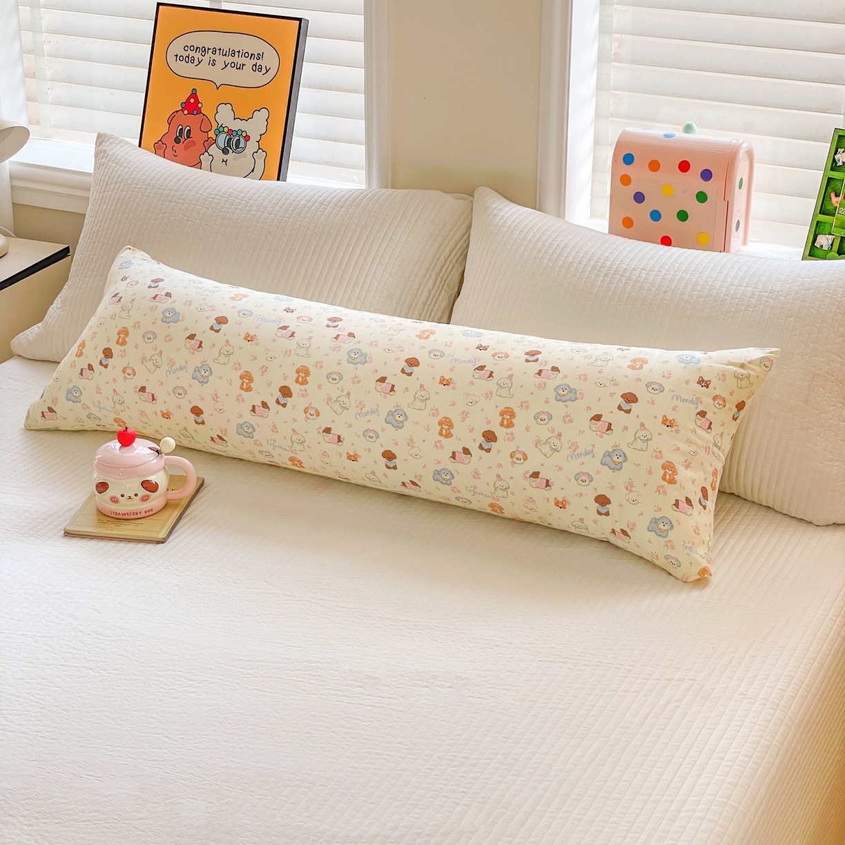 91家纺网 家纺一手货源 找家纺 亦帆枕芯 2025新款双层纱全棉长条抱枕可拆洗抱腿侧睡枕夹腿学生孕妇搂抱枕长条115x40cm 奶芙狗-全棉双层纱长条抱枕