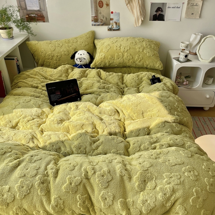 91家纺网 家纺一手货源 找家纺 六巷胡同 2025新款INS博主风云朵花舒棉绒A类牛奶绒四件套 香草绿