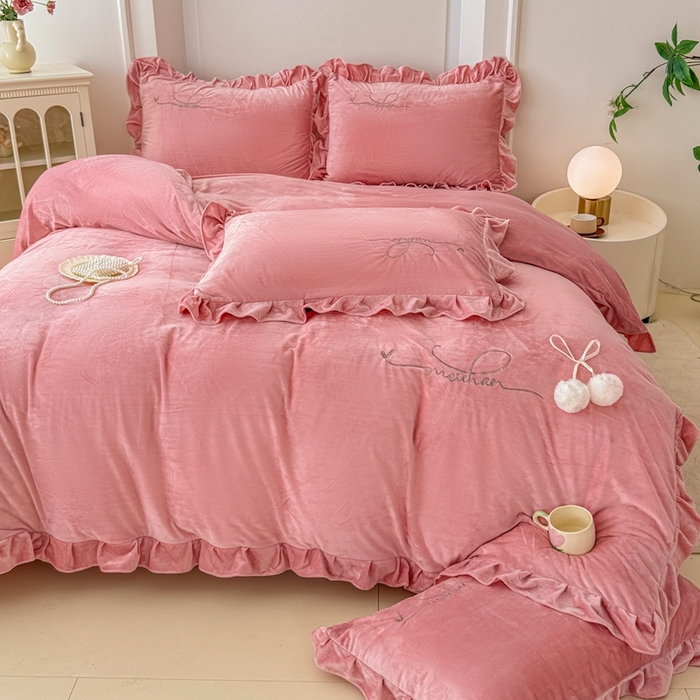 91家纺网 家纺一手货源 找家纺 恋尚羽家纺 2025新款韩版花边婴儿绒绣花大床裙四件套宝宝绒婴肤绒公主风韩式 豆沙色