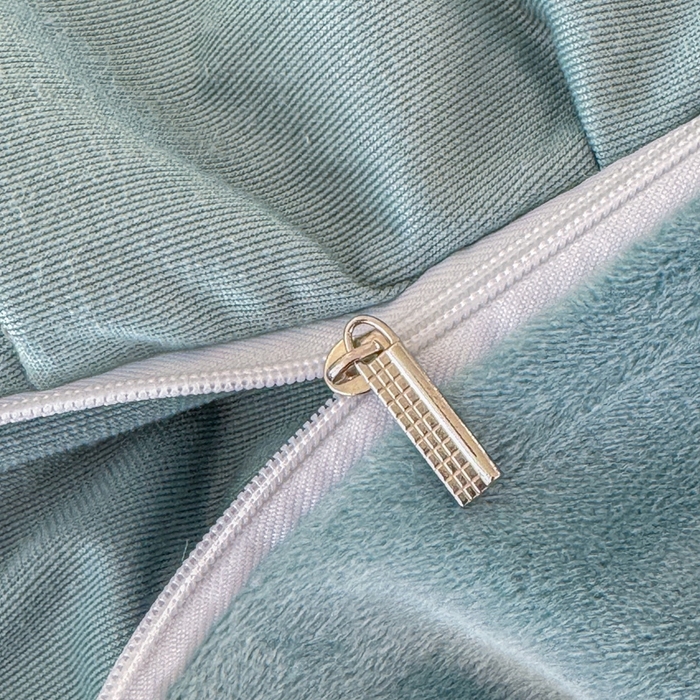 91家纺网 家纺一手货源 找家纺 恋尚羽家纺 2025新款韩版花边婴儿绒绣花大床裙四件套宝宝绒婴肤绒公主风韩式 湖蓝色