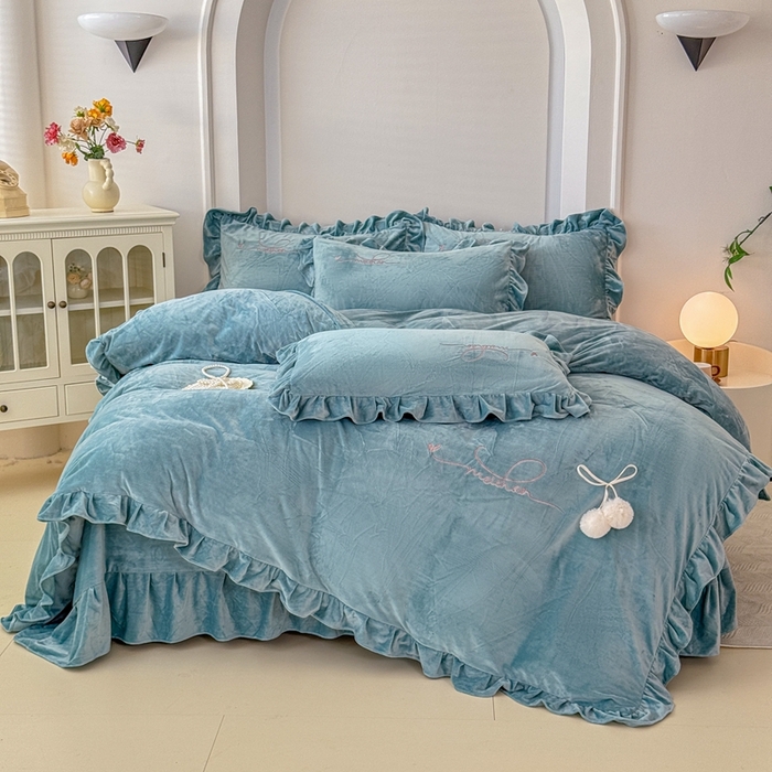 恋尚羽家纺 2025新款韩版花边婴儿绒绣花大床裙四件套宝宝绒婴肤绒公主风韩式 湖蓝色