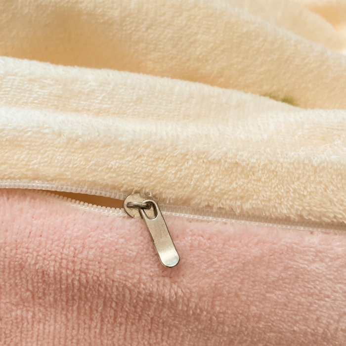 91家纺网 家纺一手货源 找家纺 柒月家居 2025新款高克重牛奶绒印花加厚保暖四件套 爱心草莓