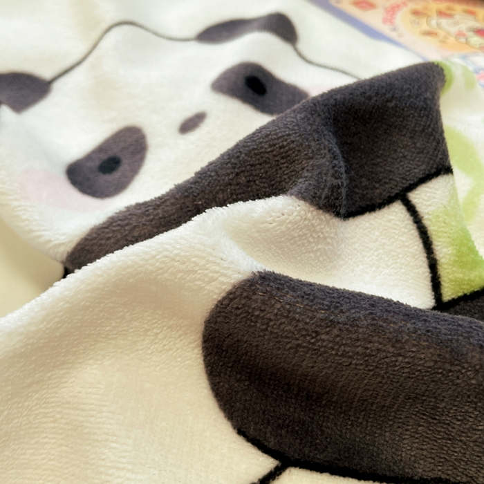 91家纺网 家纺一手货源 找家纺 柒月家居 2025新款高克重牛奶绒印花加厚保暖四件套 爱心熊猫