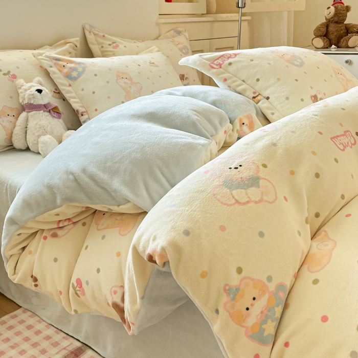 柒月家居 2025新款高克重牛奶绒印花加厚保暖四件套 波点萌宝