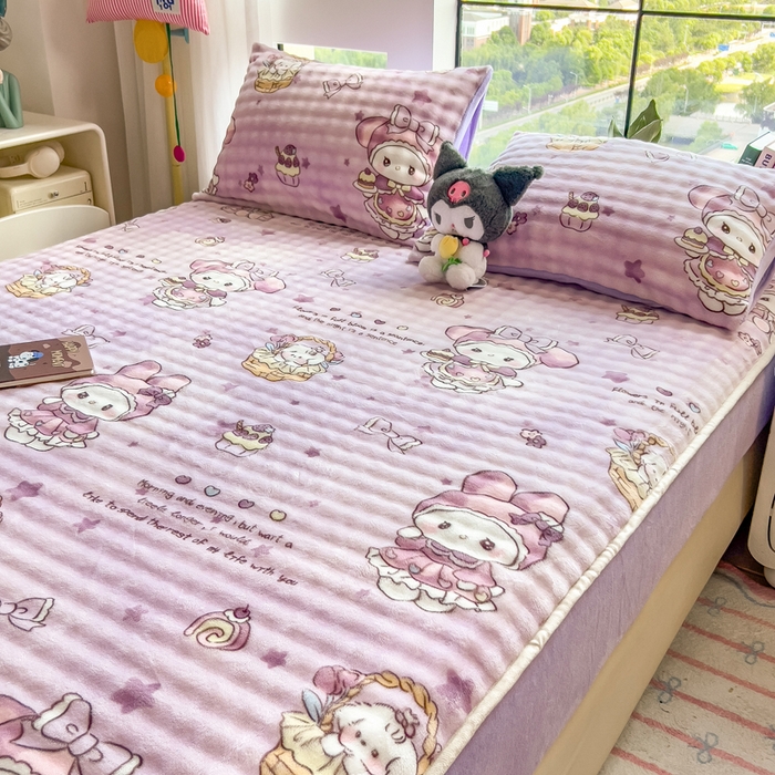 91家纺网 家纺一手货源 找家纺 摩妮卡 2025新款加厚牛奶绒泡泡绒床笠三件套 蝴蝶结美乐蒂