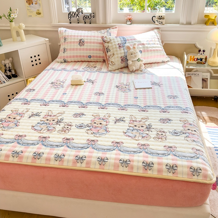 91家纺网 家纺一手货源 找家纺 摩妮卡 2025新款加厚牛奶绒泡泡绒床笠三件套 布洛尼