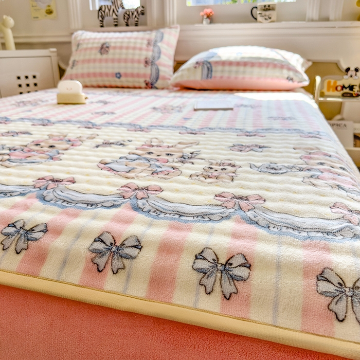 91家纺网 家纺一手货源 找家纺 摩妮卡 2025新款加厚牛奶绒泡泡绒床笠三件套 布洛尼