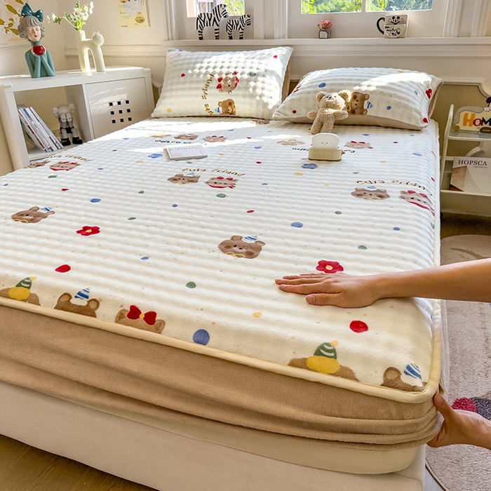 摩妮卡 2025新款加厚牛奶绒泡泡绒床笠三件套 奇妙庄园