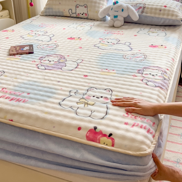 91家纺网 家纺一手货源 找家纺 摩妮卡 2025新款加厚牛奶绒泡泡绒床笠三件套 音乐猫咪