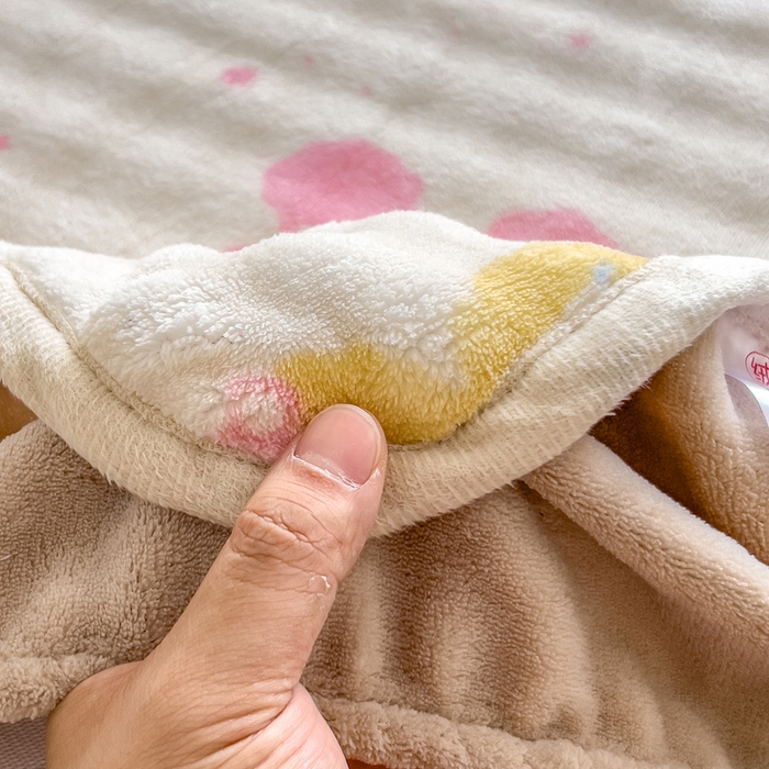 91家纺网 家纺一手货源 找家纺 摩妮卡 2025新款加厚牛奶绒泡泡绒床笠三件套 兔兔聚会