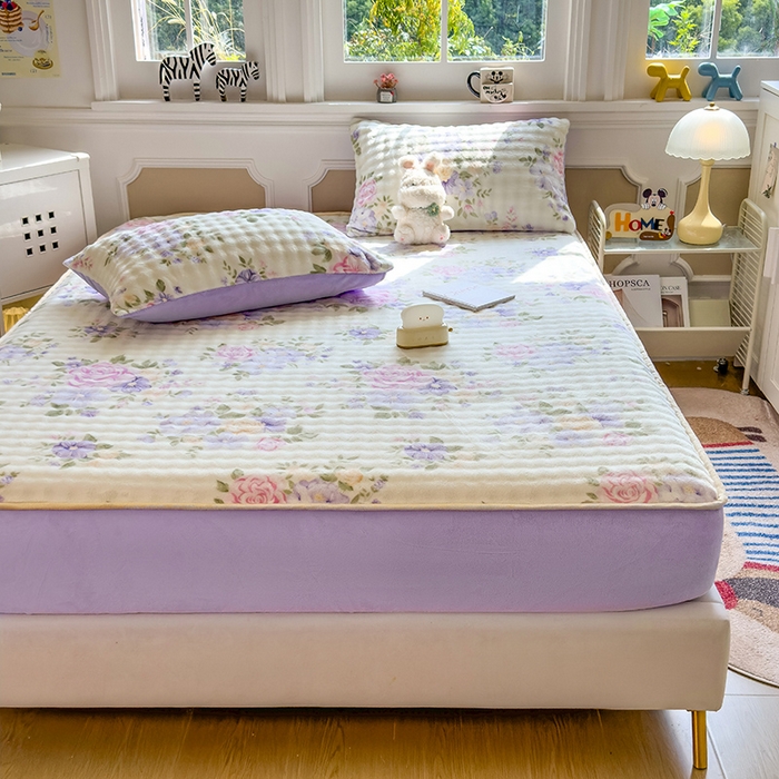 91家纺网 家纺一手货源 找家纺 摩妮卡 2025新款加厚牛奶绒泡泡绒床笠三件套 花锦