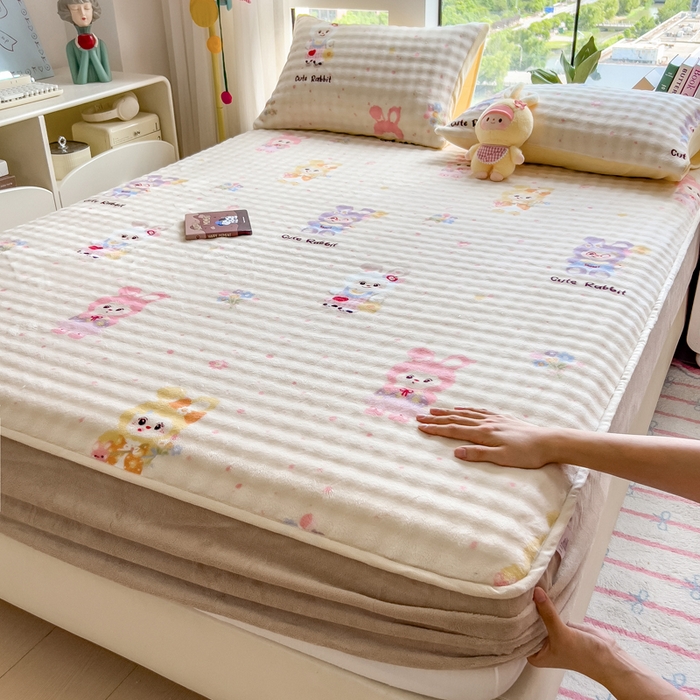 摩妮卡 2025新款加厚牛奶绒泡泡绒床笠三件套 兔兔聚会