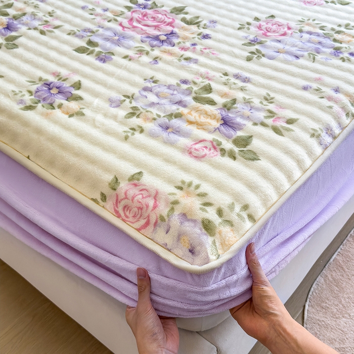 91家纺网 家纺一手货源 找家纺 摩妮卡 2025新款加厚牛奶绒泡泡绒床笠三件套 花锦