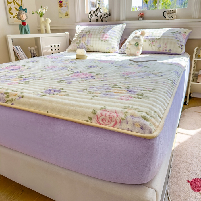 91家纺网 家纺一手货源 找家纺 摩妮卡 2025新款加厚牛奶绒泡泡绒床笠三件套 花锦