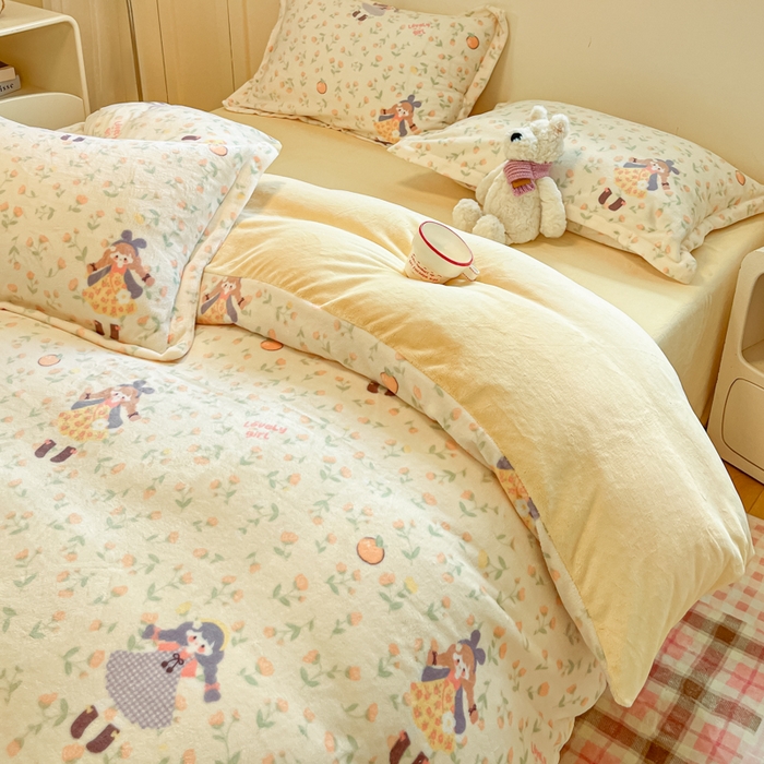 91家纺网 家纺一手货源 找家纺 柒月家居 2025新款高克重牛奶绒印花加厚保暖四件套 森系女孩